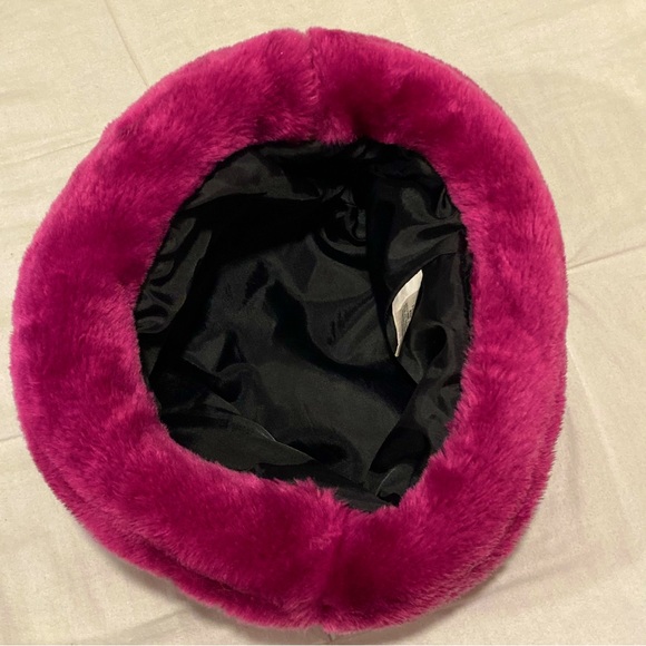 Girls Faux Fur Hat  sz  7-14 - Picture 5 of 6